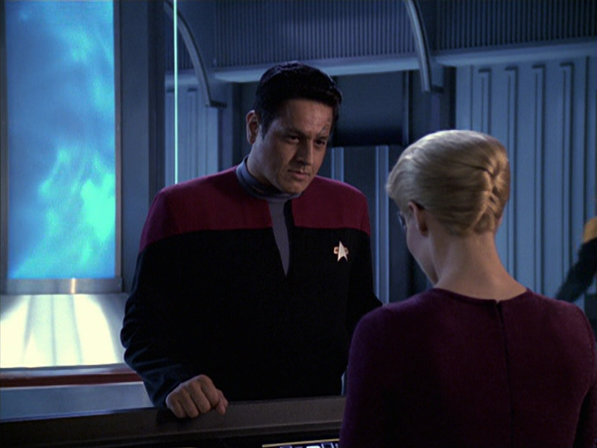 extant_StarTrek_VOY_6x08-OneSmallStep_00439.jpg