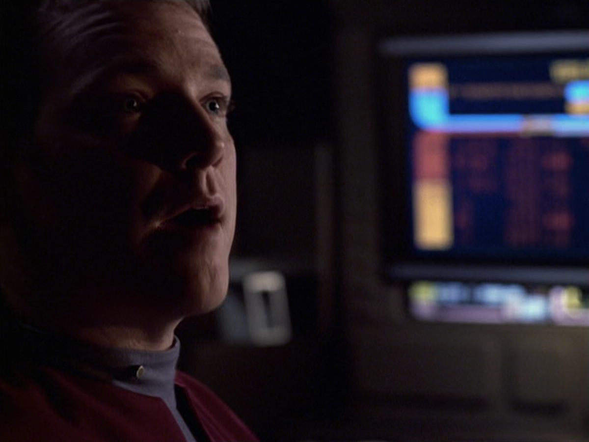 extant_StarTrek_VOY_6x08-OneSmallStep_01585.jpg