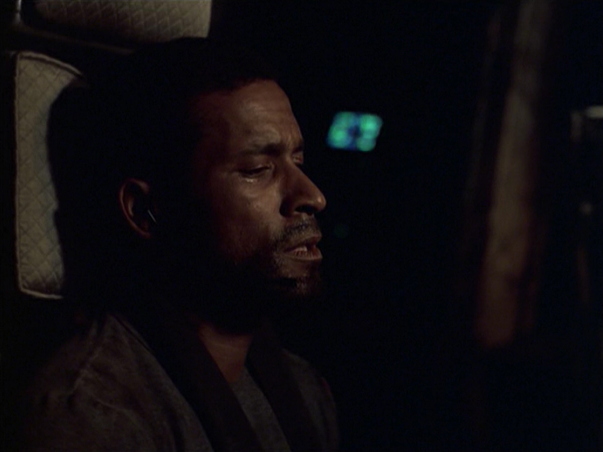 extant_StarTrek_VOY_6x08-OneSmallStep_03139.jpg