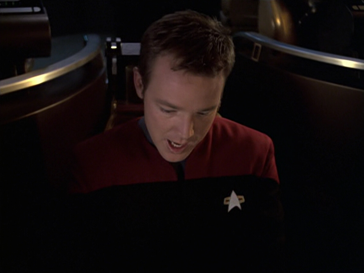 extant_StarTrek_VOY_6x08-OneSmallStep_03348.jpg