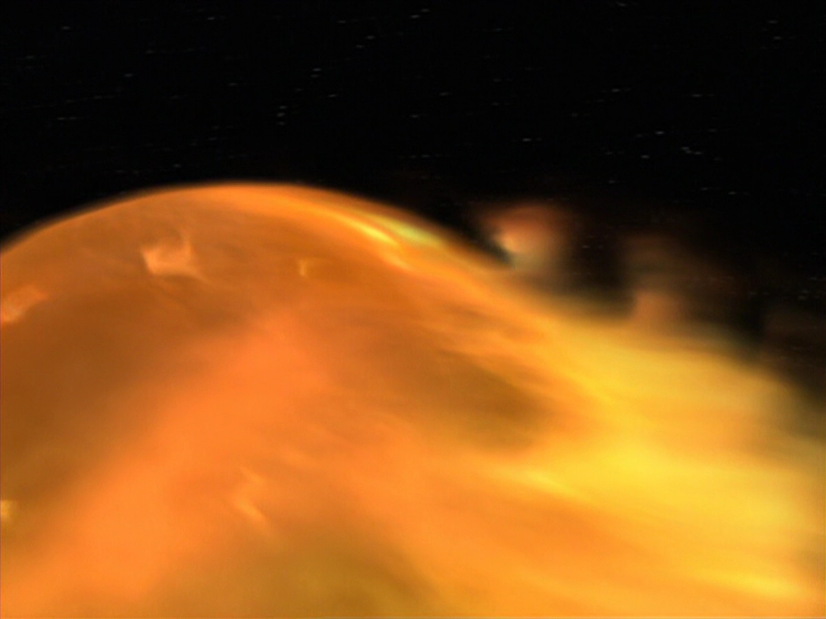 extant_StarTrek_VOY_6x08-OneSmallStep_03362.jpg