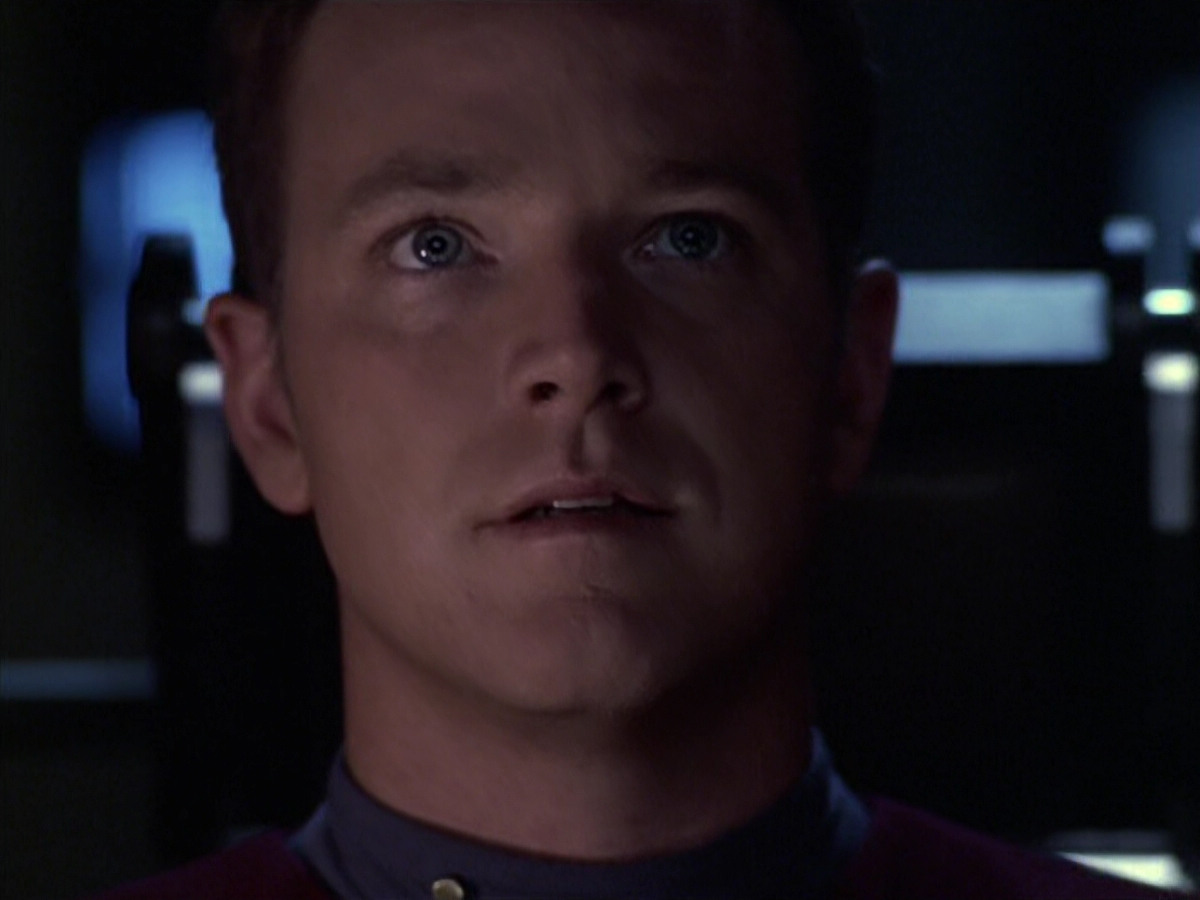 extant_StarTrek_VOY_6x08-OneSmallStep_03432.jpg