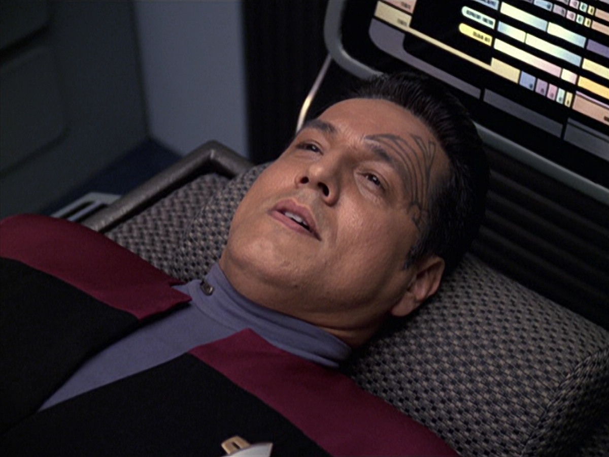extant_StarTrek_VOY_6x08-OneSmallStep_03586.jpg