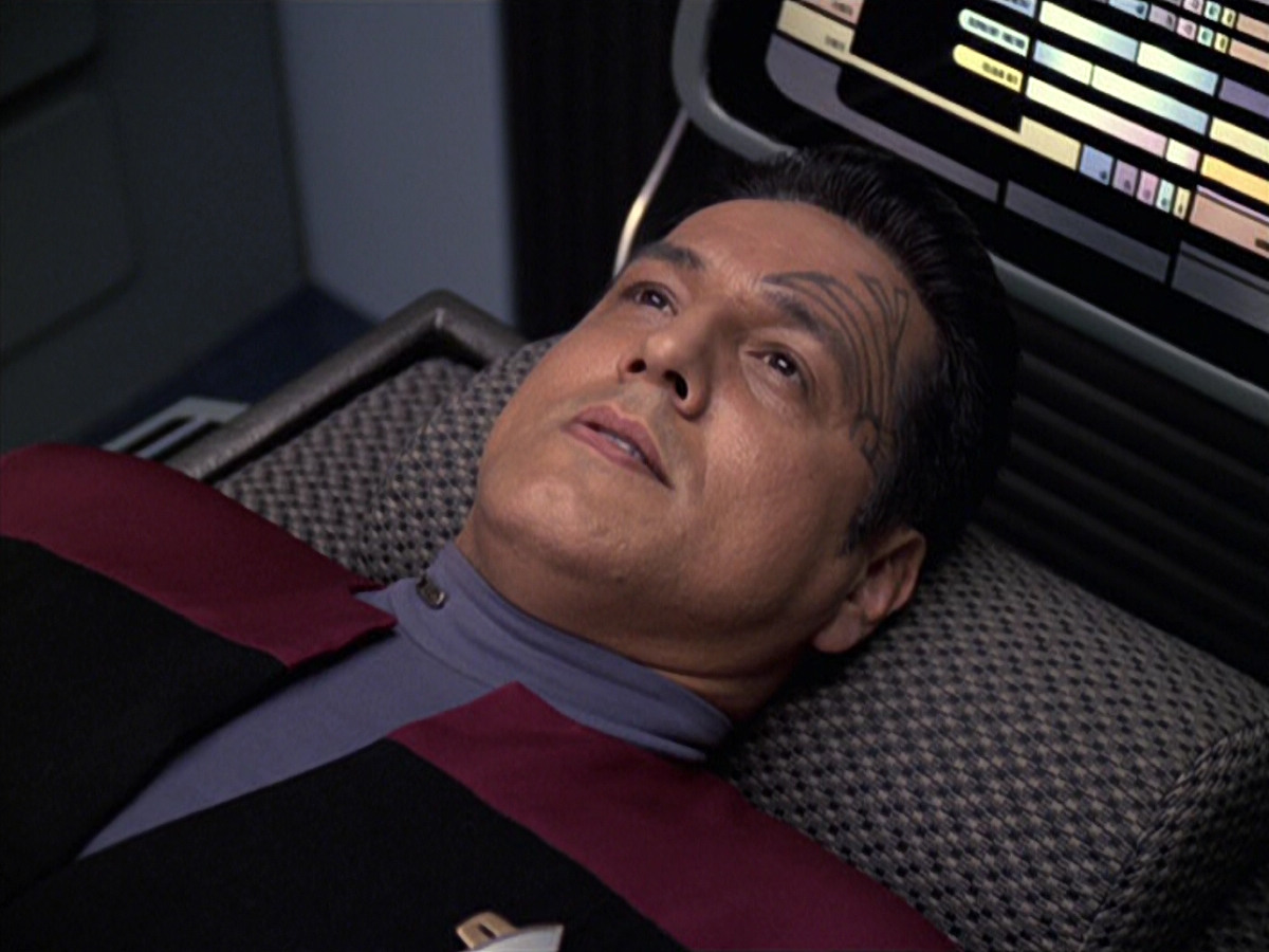 extant_StarTrek_VOY_6x08-OneSmallStep_03587.jpg