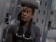 extant_StarTrek_VOY_6x08-OneSmallStep_00082.jpg