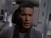 extant_StarTrek_VOY_6x08-OneSmallStep_00098.jpg