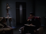 Filename=extant_StarTrek_VOY_6x08-OneSmallStep_00311.jpg
Filesize=141KiB
Dimensions=1200x900
Date added=Dec 27, 2019 extant_StarTrek_VOY_6x08-OneSmallStep_00311.jpg