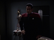 Filename=extant_StarTrek_VOY_6x08-OneSmallStep_00352.jpg
Filesize=110KiB
Dimensions=1200x900
Date added=Dec 27, 2019 extant_StarTrek_VOY_6x08-OneSmallStep_00352.jpg