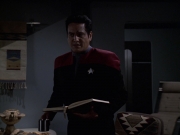 Filename=extant_StarTrek_VOY_6x08-OneSmallStep_00370.jpg
Filesize=121KiB
Dimensions=1200x900
Date added=Dec 27, 2019 extant_StarTrek_VOY_6x08-OneSmallStep_00370.jpg