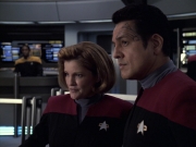 Filename=extant_StarTrek_VOY_6x08-OneSmallStep_00691.jpg
Filesize=174KiB
Dimensions=1200x900
Date added=Dec 27, 2019 extant_StarTrek_VOY_6x08-OneSmallStep_00691.jpg