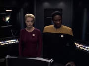 Filename=extant_StarTrek_VOY_6x08-OneSmallStep_00742.jpg
Filesize=161KiB
Dimensions=1200x900
Date added=Dec 27, 2019 extant_StarTrek_VOY_6x08-OneSmallStep_00742.jpg