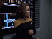 extant_StarTrek_VOY_6x08-OneSmallStep_00879.jpg