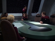 extant_StarTrek_VOY_6x08-OneSmallStep_00900.jpg