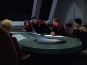 extant_StarTrek_VOY_6x08-OneSmallStep_00905.jpg