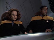 extant_StarTrek_VOY_6x08-OneSmallStep_00943.jpg