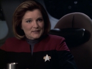 extant_StarTrek_VOY_6x08-OneSmallStep_00946.jpg