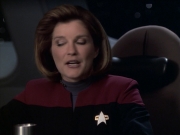 extant_StarTrek_VOY_6x08-OneSmallStep_00947.jpg