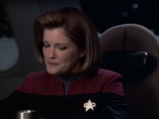 extant_StarTrek_VOY_6x08-OneSmallStep_00963.jpg
