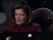 extant_StarTrek_VOY_6x08-OneSmallStep_00964.jpg
