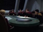 extant_StarTrek_VOY_6x08-OneSmallStep_00970.jpg