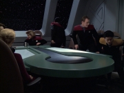 extant_StarTrek_VOY_6x08-OneSmallStep_00972.jpg