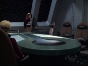 extant_StarTrek_VOY_6x08-OneSmallStep_00976.jpg