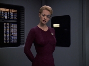 extant_StarTrek_VOY_6x08-OneSmallStep_01032.jpg