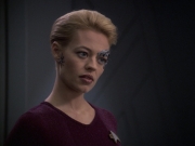 extant_StarTrek_VOY_6x08-OneSmallStep_01076.jpg