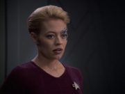 extant_StarTrek_VOY_6x08-OneSmallStep_01089.jpg