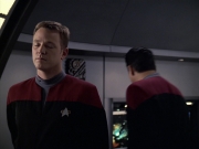 extant_StarTrek_VOY_6x08-OneSmallStep_01152.jpg