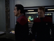 extant_StarTrek_VOY_6x08-OneSmallStep_01161.jpg