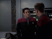 extant_StarTrek_VOY_6x08-OneSmallStep_01164.jpg