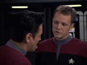 extant_StarTrek_VOY_6x08-OneSmallStep_01195.jpg