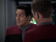 extant_StarTrek_VOY_6x08-OneSmallStep_01197.jpg