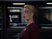 extant_StarTrek_VOY_6x08-OneSmallStep_01204.jpg