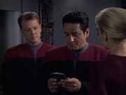 extant_StarTrek_VOY_6x08-OneSmallStep_01228.jpg