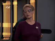 extant_StarTrek_VOY_6x08-OneSmallStep_01263.jpg