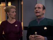 extant_StarTrek_VOY_6x08-OneSmallStep_01277.jpg