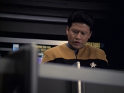 extant_StarTrek_VOY_6x08-OneSmallStep_01429.jpg