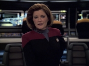 extant_StarTrek_VOY_6x08-OneSmallStep_01523.jpg