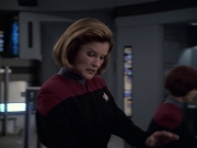 extant_StarTrek_VOY_6x08-OneSmallStep_01563.jpg