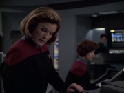 extant_StarTrek_VOY_6x08-OneSmallStep_01564.jpg