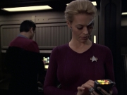 extant_StarTrek_VOY_6x08-OneSmallStep_01629.jpg