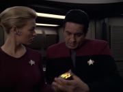 extant_StarTrek_VOY_6x08-OneSmallStep_01637.jpg