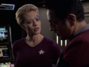 extant_StarTrek_VOY_6x08-OneSmallStep_01646.jpg