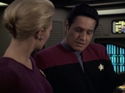 extant_StarTrek_VOY_6x08-OneSmallStep_01650.jpg