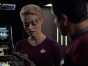 extant_StarTrek_VOY_6x08-OneSmallStep_01663.jpg