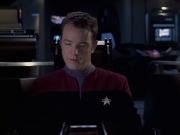 Filename=extant_StarTrek_VOY_6x08-OneSmallStep_02428.jpg
Filesize=145KiB
Dimensions=1200x900
Date added=Dec 27, 2019 extant_StarTrek_VOY_6x08-OneSmallStep_02428.jpg