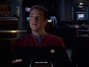 extant_StarTrek_VOY_6x08-OneSmallStep_02430.jpg
