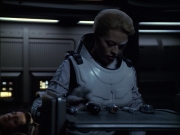 extant_StarTrek_VOY_6x08-OneSmallStep_02452.jpg